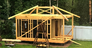 Сарай из бруса 100х100 в Юрге - строительство под ключ | Строй-Юрг от 41420 руб.